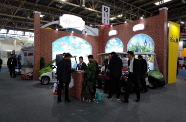 綠友GREENMAN電動車輛亮相游樂設(shè)施展會 電動看房車